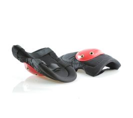 Наколенники